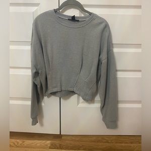 Forever 21 Grey Cropped Lightweight Sweater